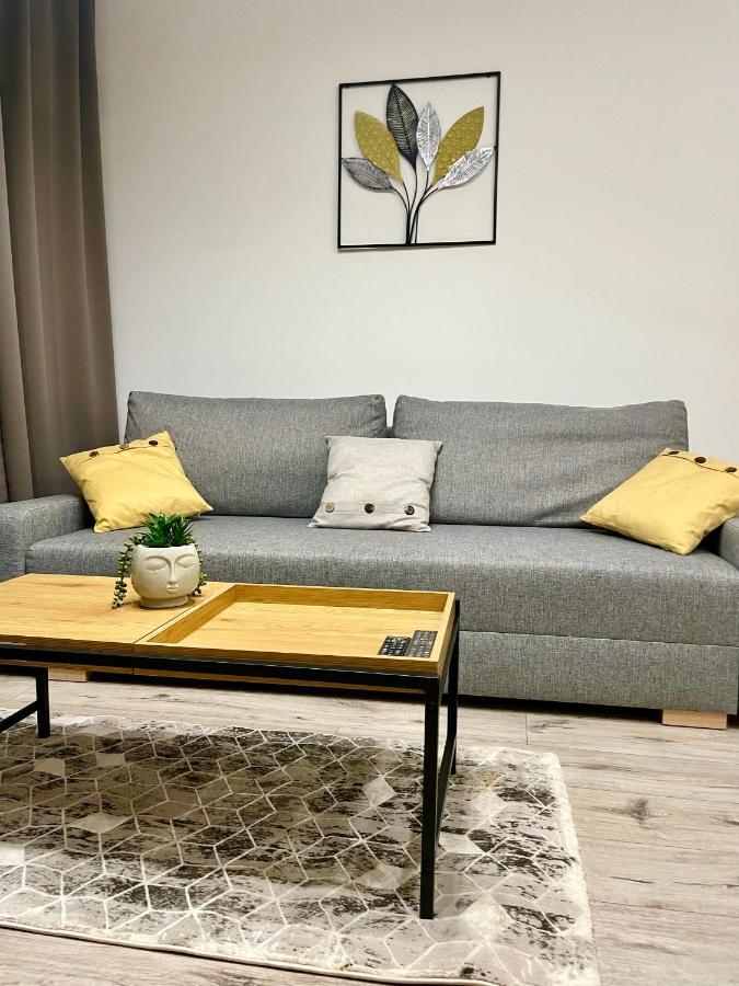 Apartments Sleep & Go Modlin Airport Nowy Dwór Mazowiecki エクステリア 写真