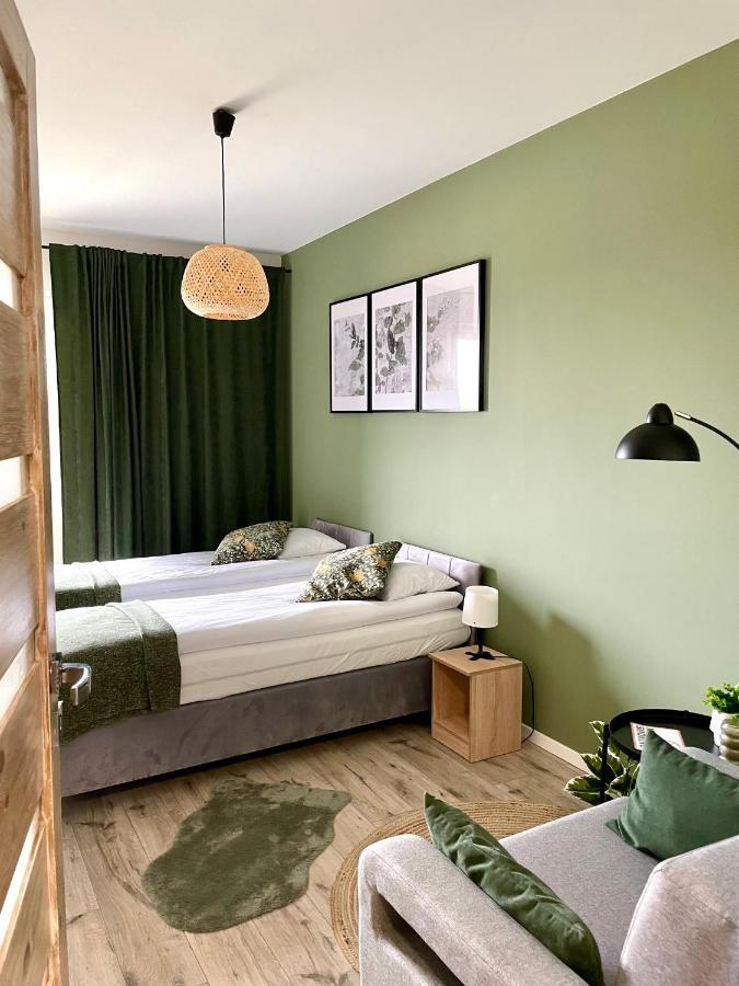 Apartments Sleep & Go Modlin Airport Nowy Dwór Mazowiecki エクステリア 写真